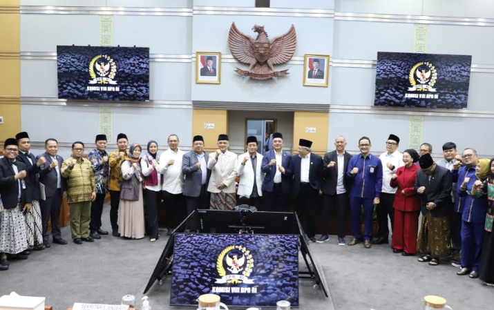 Komisi VIII DPR Sepakati Usulan Pemakain Uang Muka dalam Pelaksanaan Haji 1447 H, Jamin Kenyamanan Jemaah di Armuzna